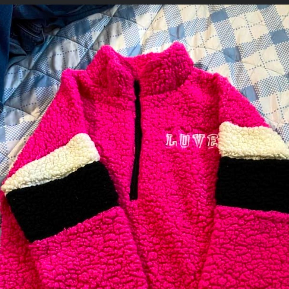 pink jacket from pink 😍